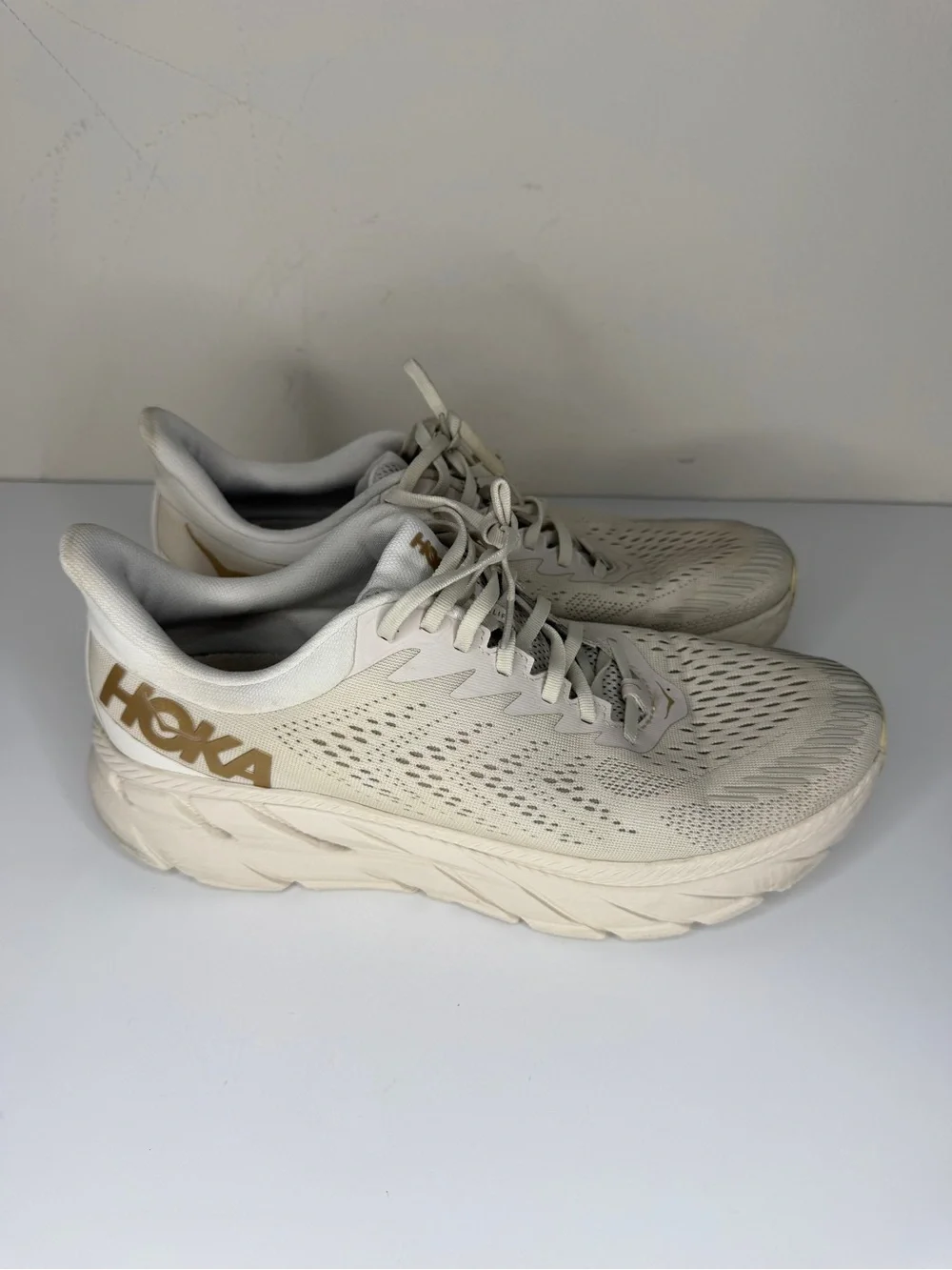 Hoka One One selling hoka
